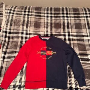 Tommy Hilfiger Men's Red and Navy Crewneck Sweater